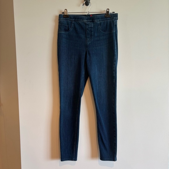 SPANX Jean-ish Ankle Leggings Dark Blue Wash Skinny Jeans Size Medium Stretchy - Picture 4 of 11
